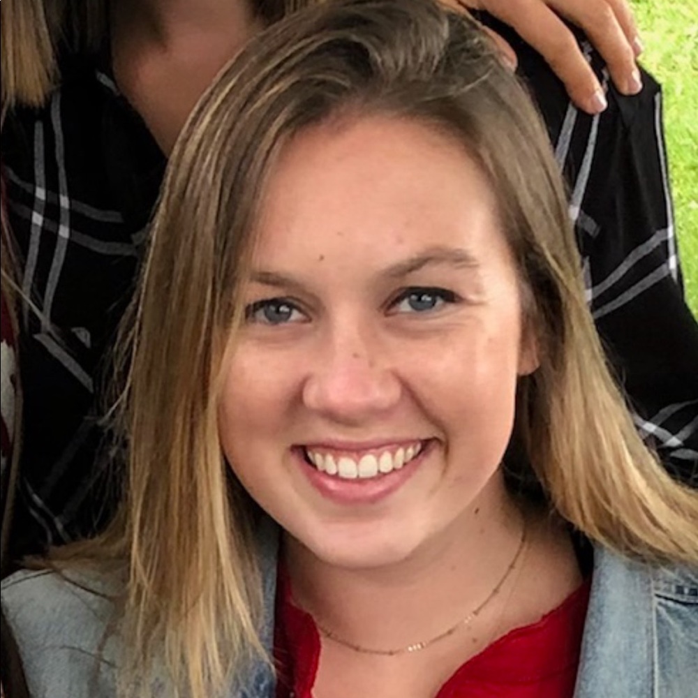 Meet your Posher, Kelli
